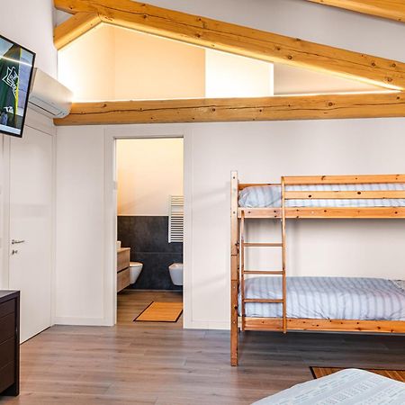 לינה וארוחת בוקר סונה Relais Des Roches מראה חיצוני תמונה