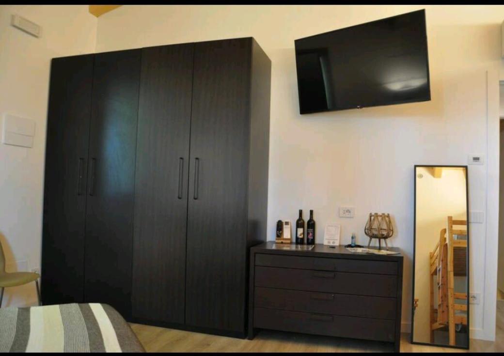 לינה וארוחת בוקר סונה Relais Des Roches מראה חיצוני תמונה